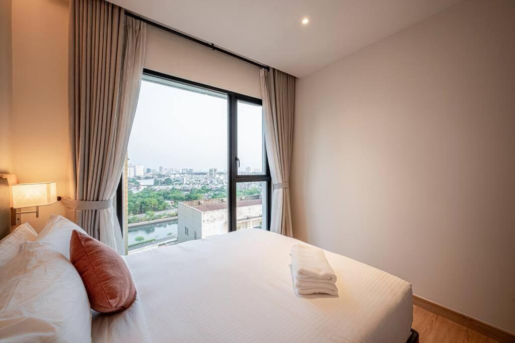 Modern 3br Panoramic Views *