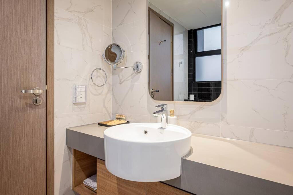 Căn hộ Modern 3br Panoramic Views