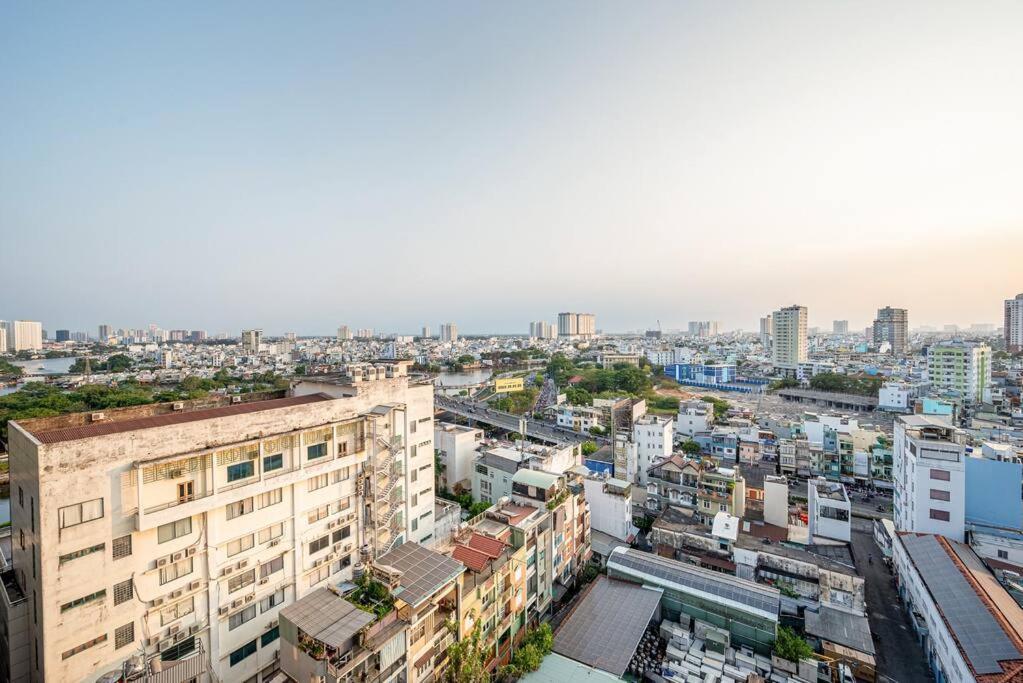 Modern 3br Panoramic Views *