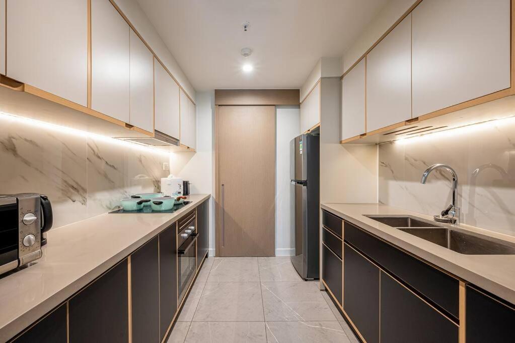 Căn hộ Modern 3br Panoramic Views *