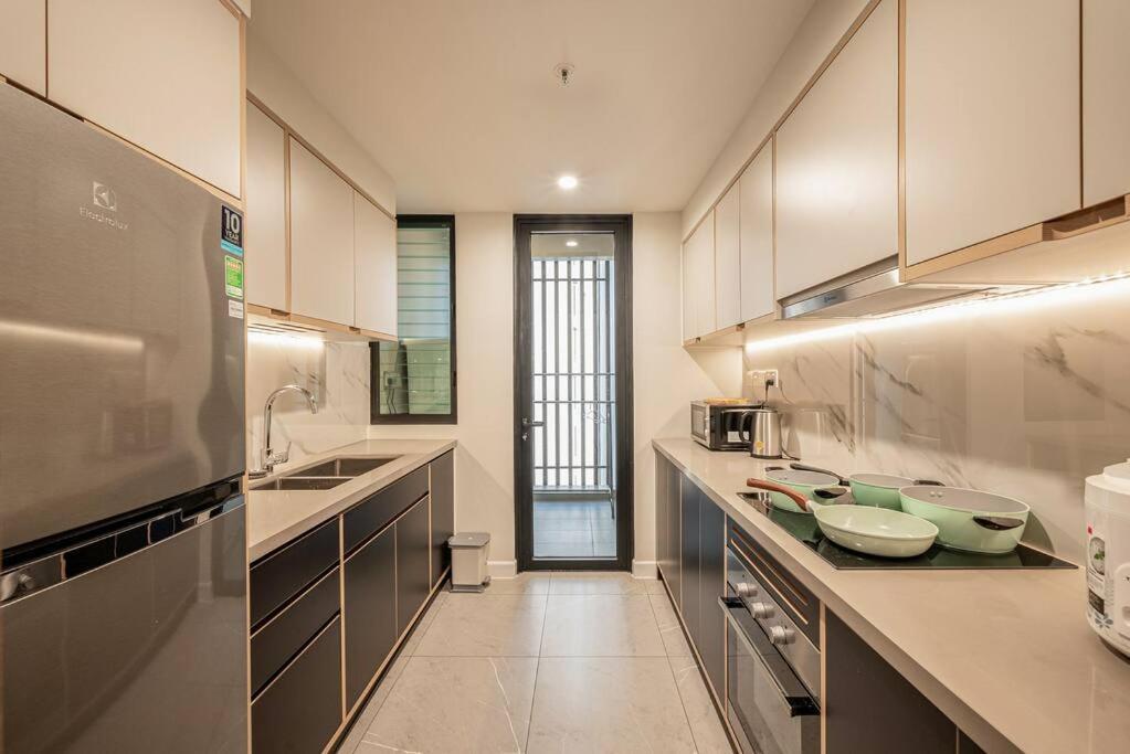 Modern 3br Panoramic Views
