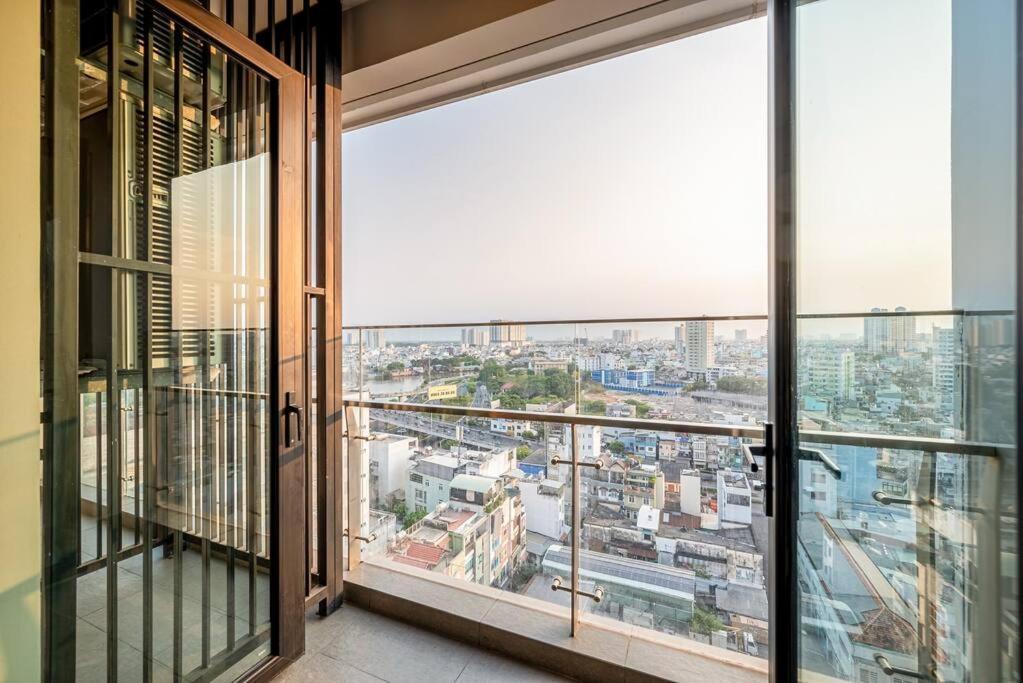 Căn hộ Modern 3br Panoramic Views