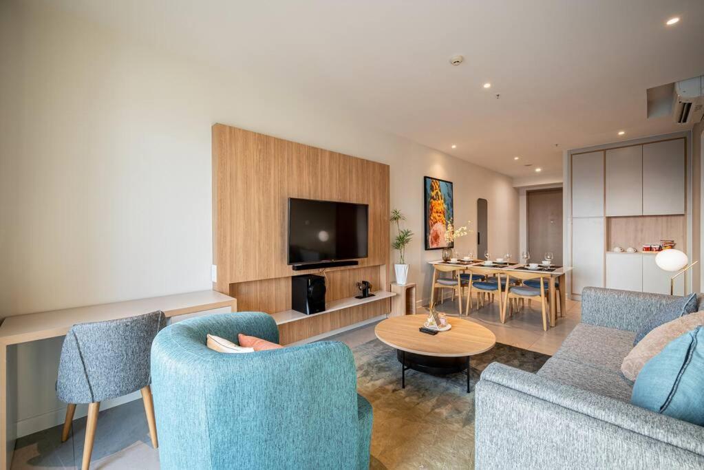 Căn hộ Modern 3br Panoramic Views